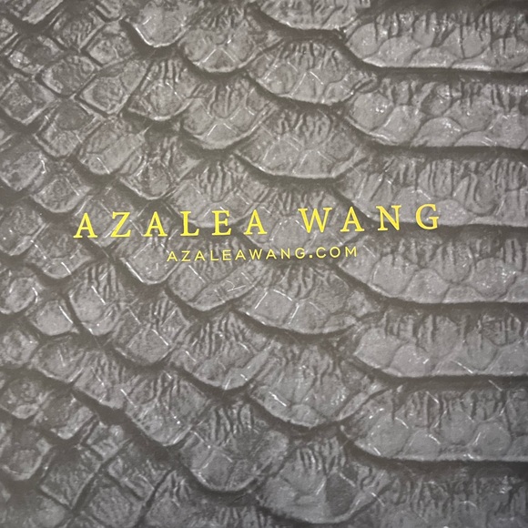 AZALEA WANG Captain - Red - Picture 4 of 6